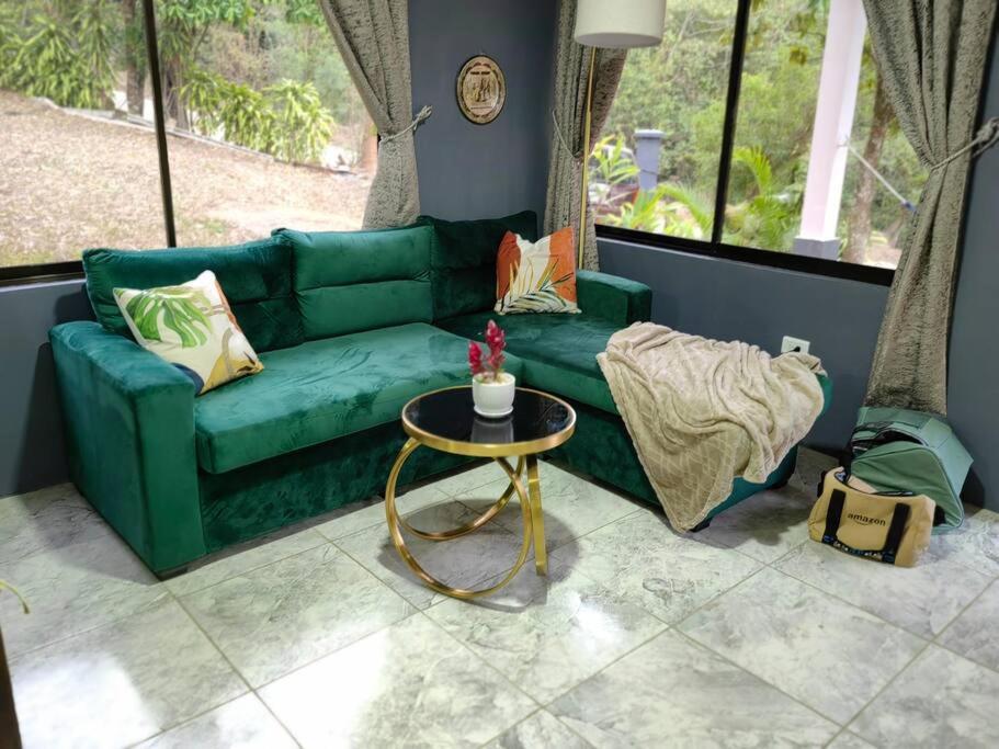 Hermosa Casa en Medio de la Naturaleza Monteverde