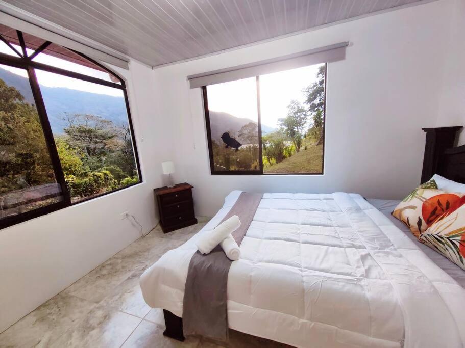 Hermosa Casa en Medio de la Naturaleza Monteverde