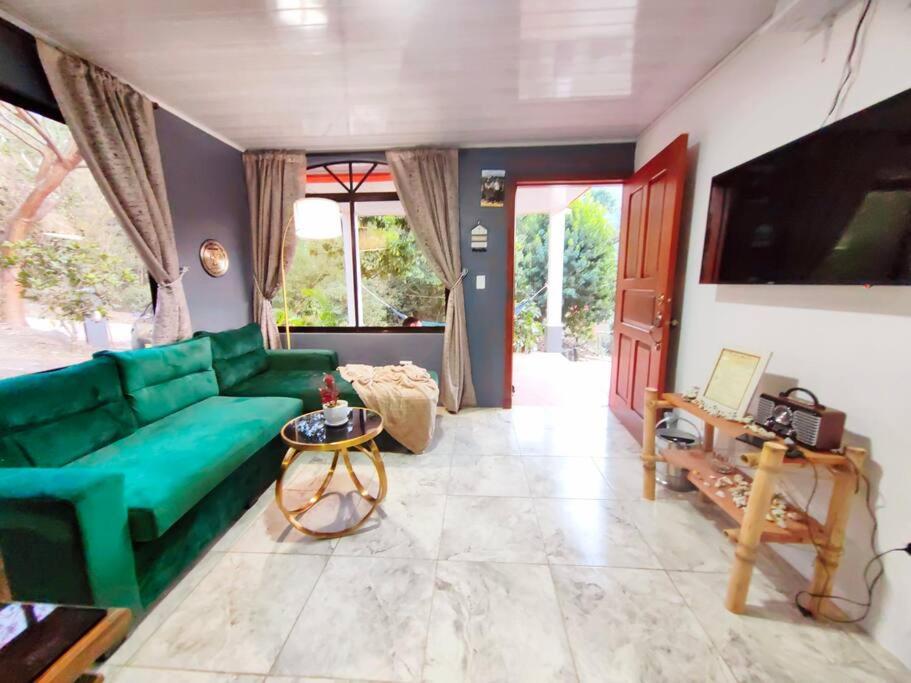 Hermosa Casa en Medio de la Naturaleza Monteverde