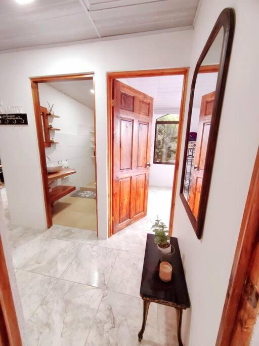 Hermosa Casa en Medio de la Naturaleza Monteverde