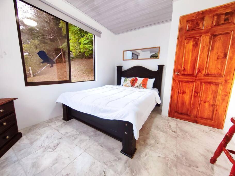 Hermosa Casa en Medio de la Naturaleza Monteverde