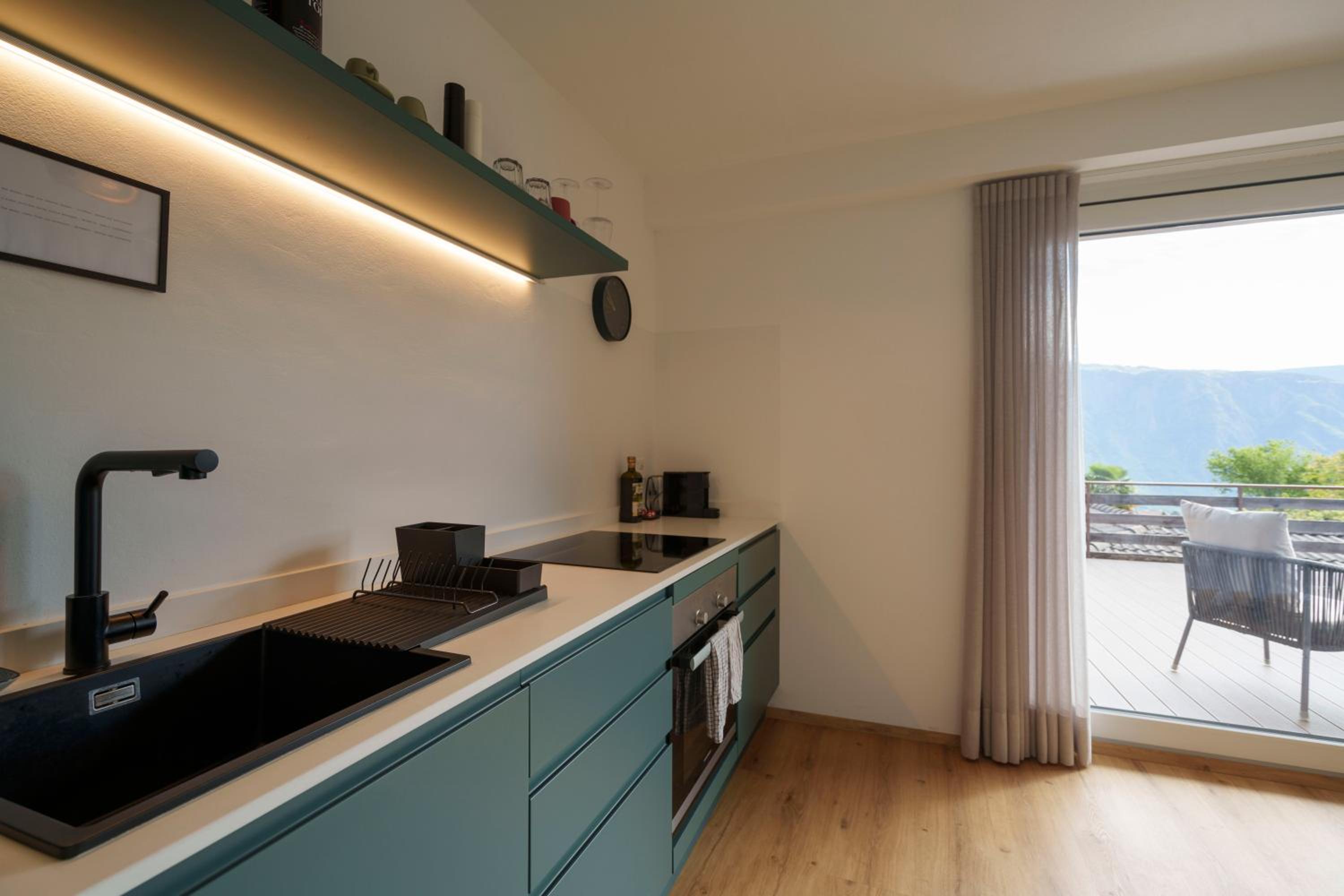 Mountain View Suites
