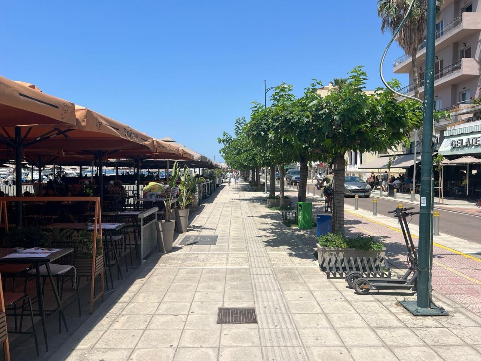 Grand Luxury Apartment Seafront Kalamata