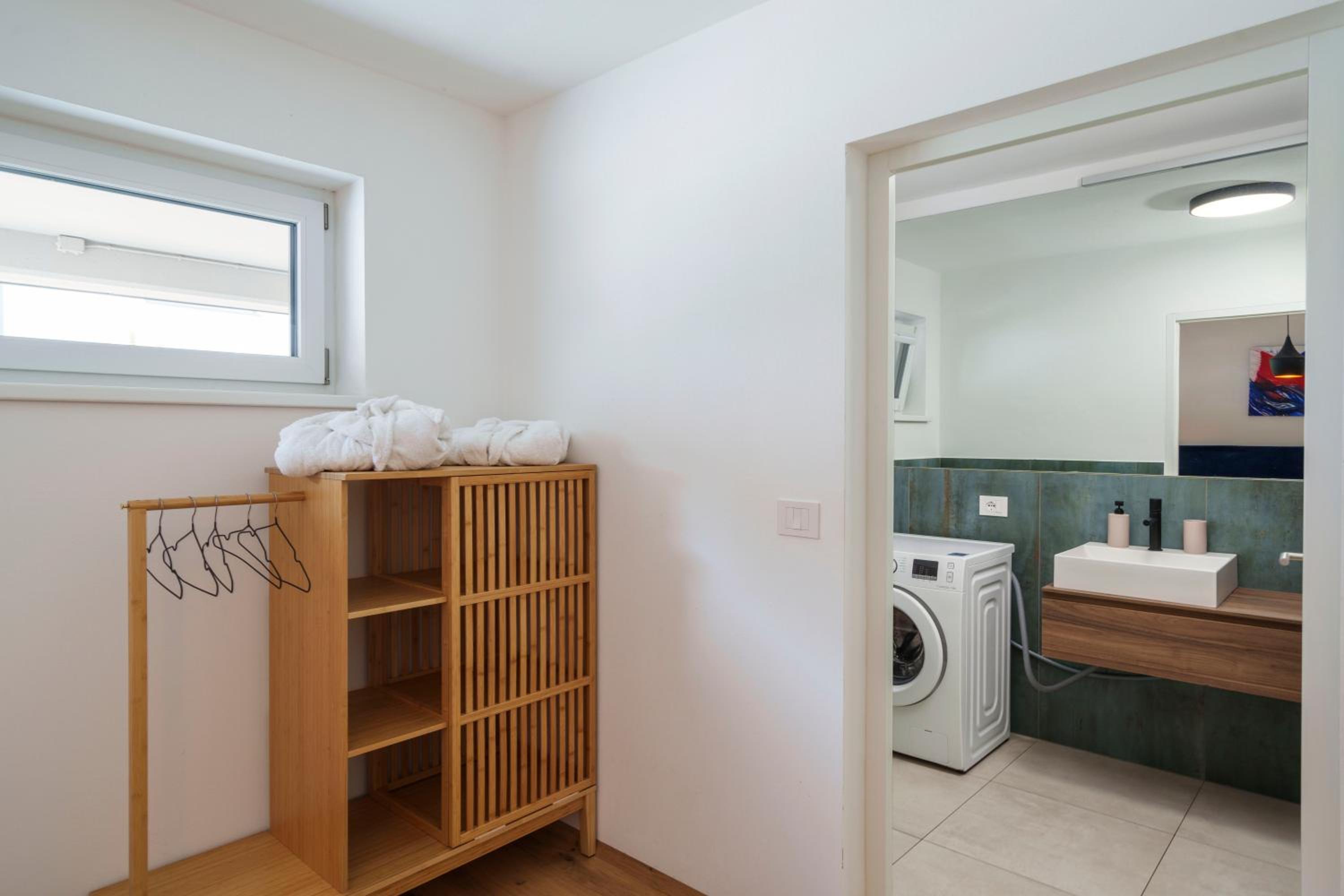 Mountain View Suites