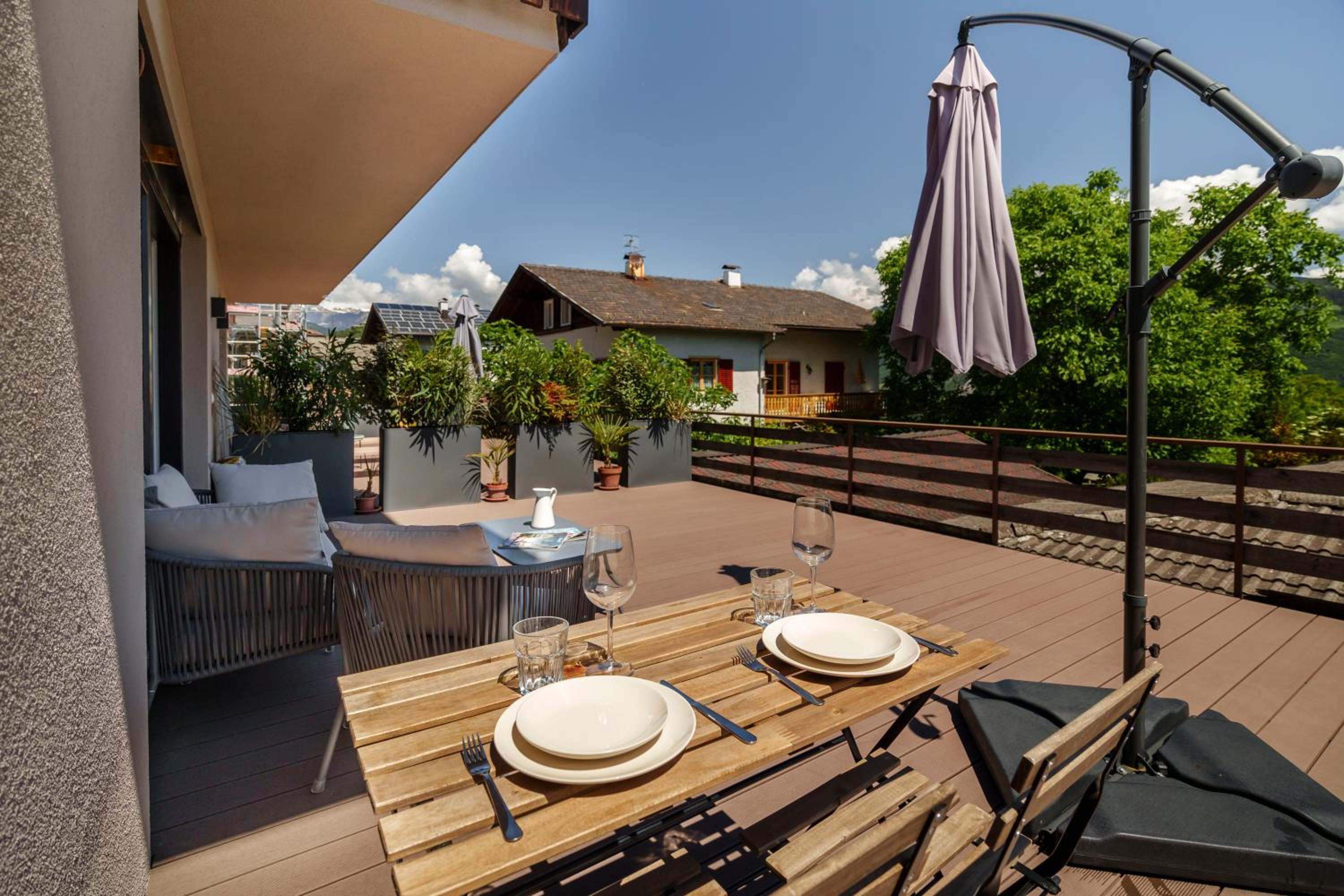 Mountain View Suites