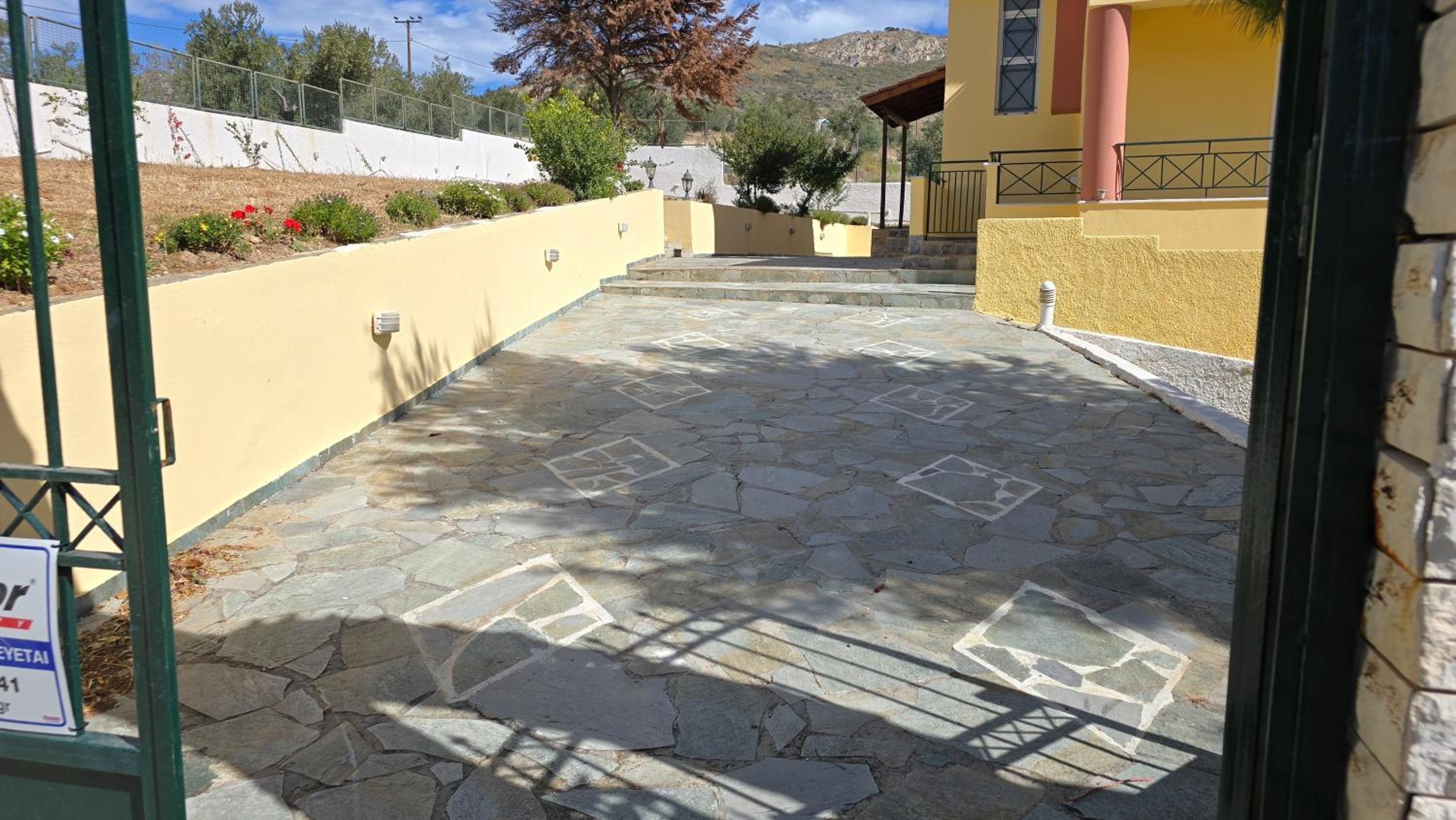 Villa Theonymfi