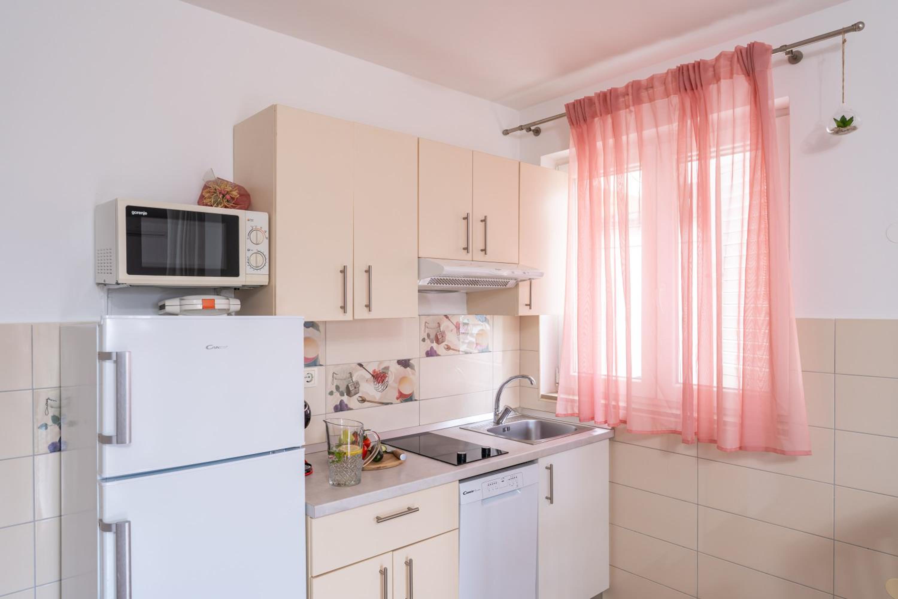 Apartments Pavle
