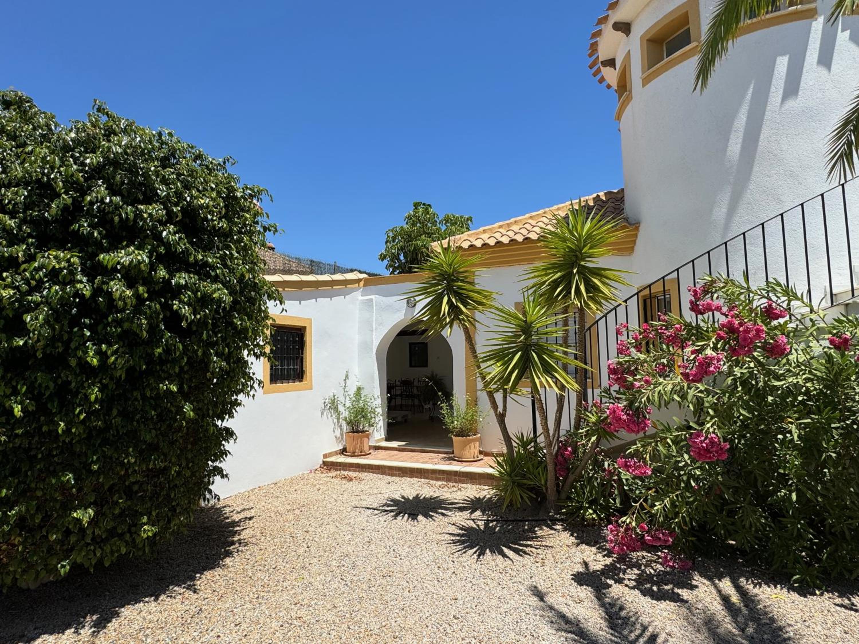 Villa Casa Maravilla near the coast view 2