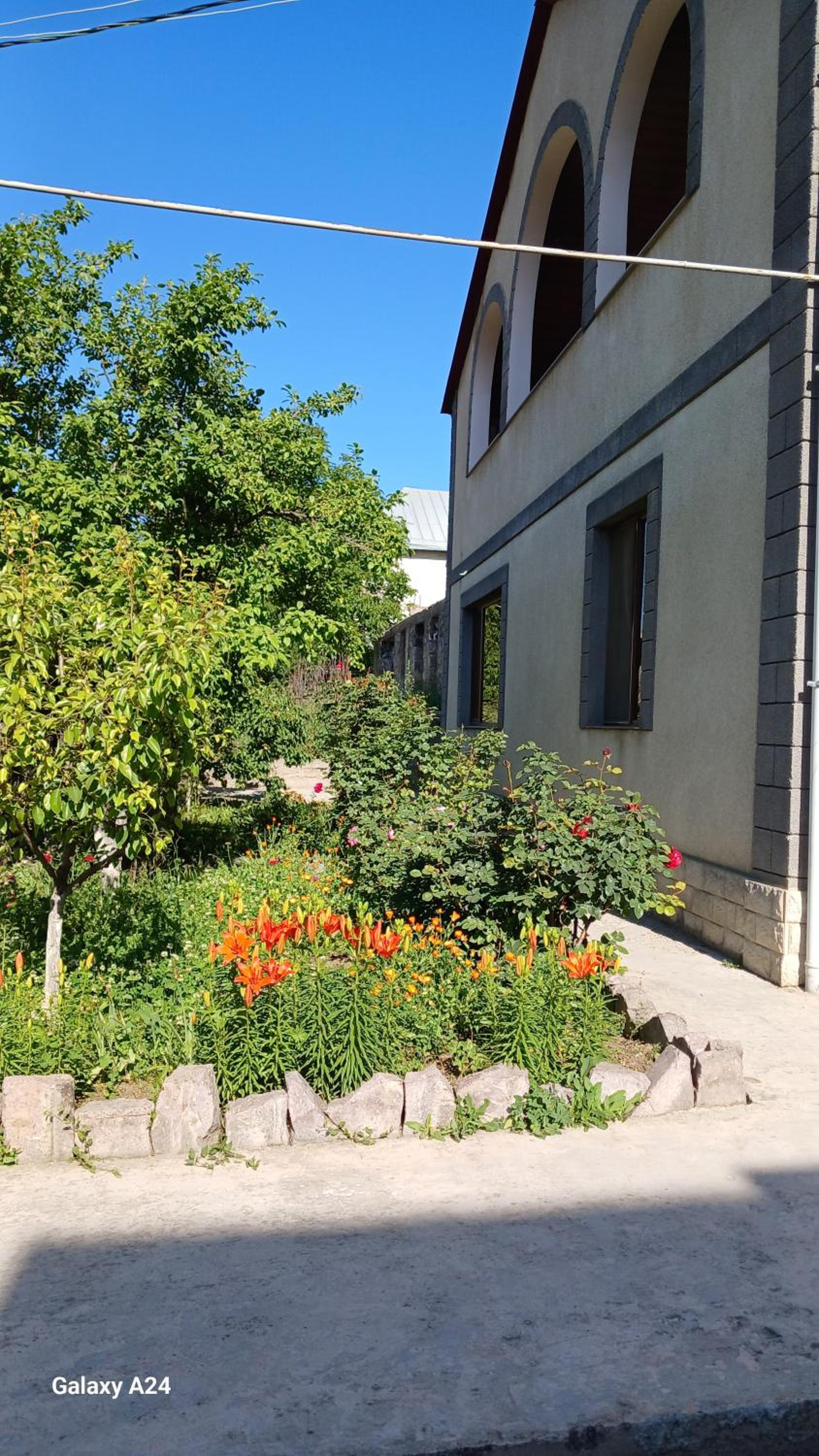 Green Dilijan B&B