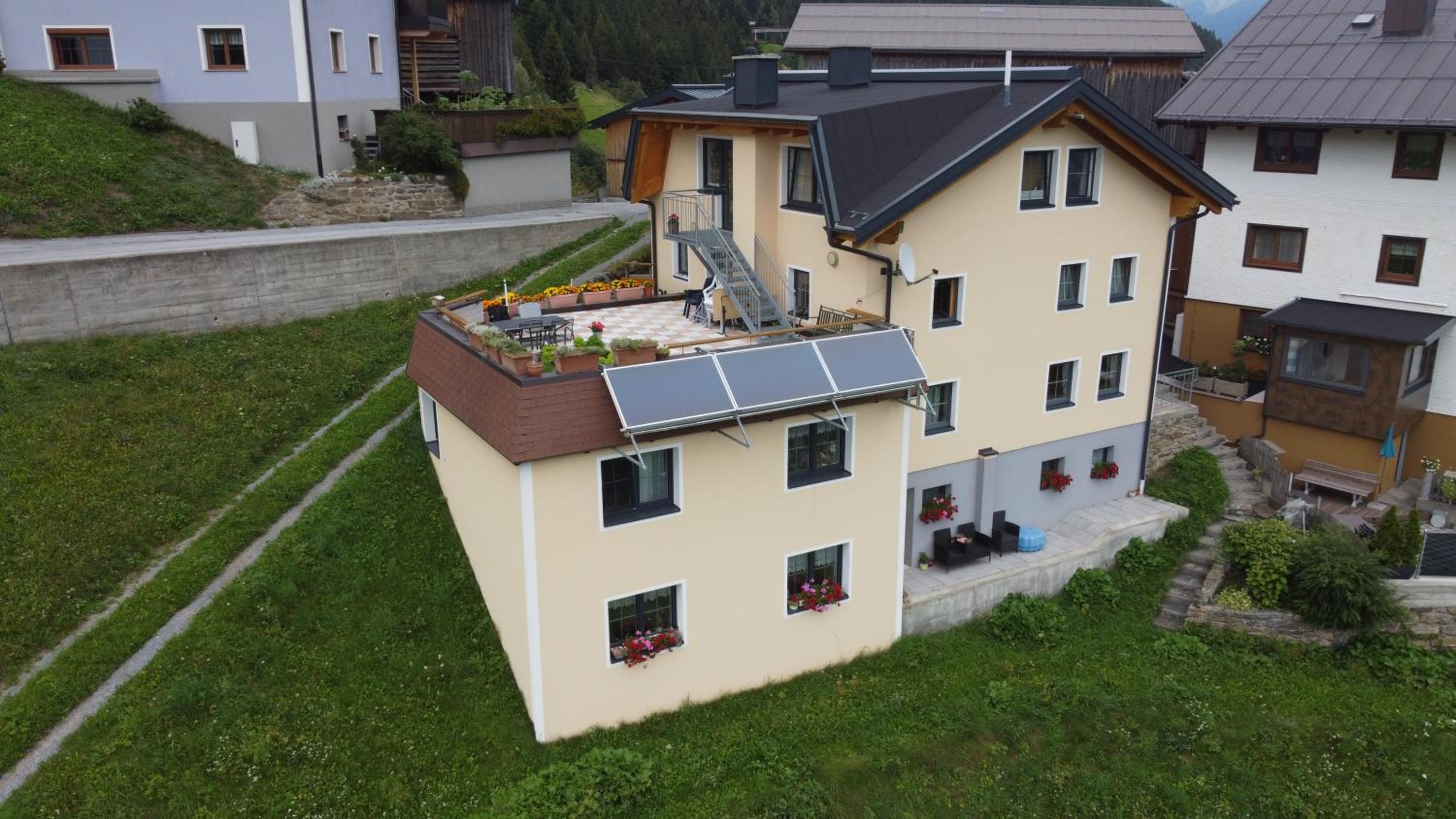Ferienhaus Bergblick Kappl, nur 17 Minuten vom Skigebiet Ischgl entfernt
