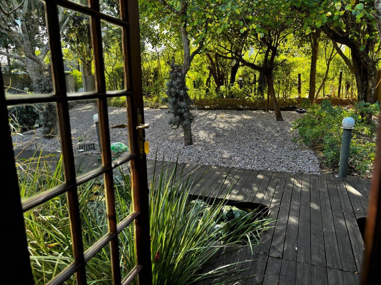 Botanica Guest House