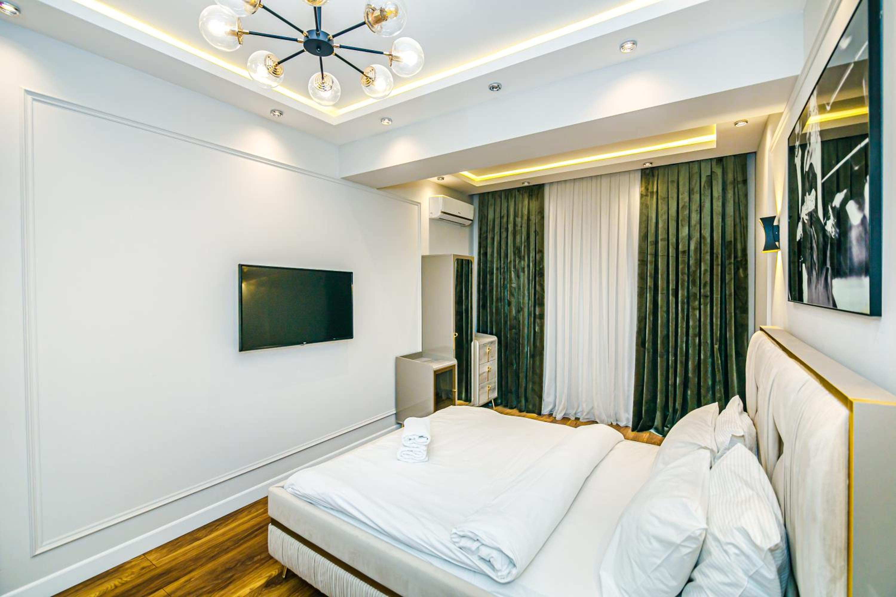 Park Azure Premium Home