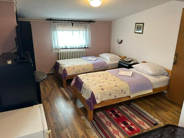 Hondo Rooms & Apartments