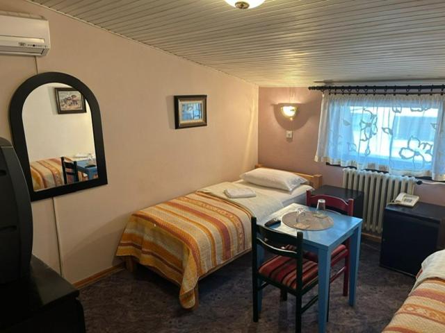Hondo Rooms & Apartments