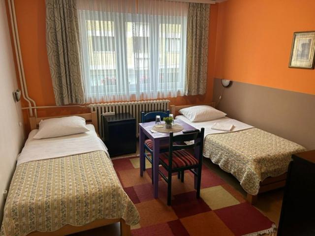 Hondo Rooms & Apartments