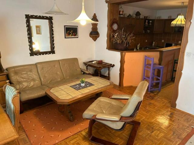 Hondo Rooms & Apartments