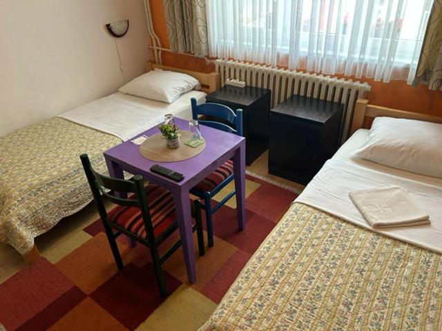 Hondo Rooms & Apartments