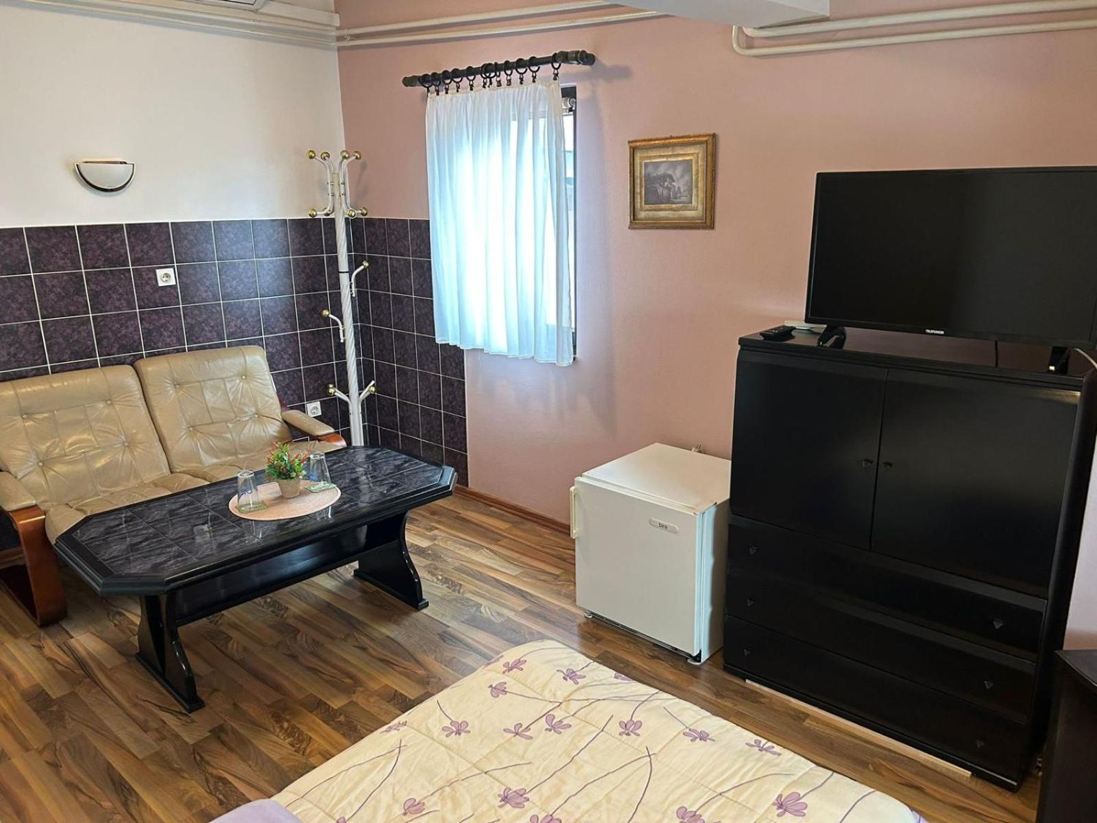 Hondo Rooms & Apartments