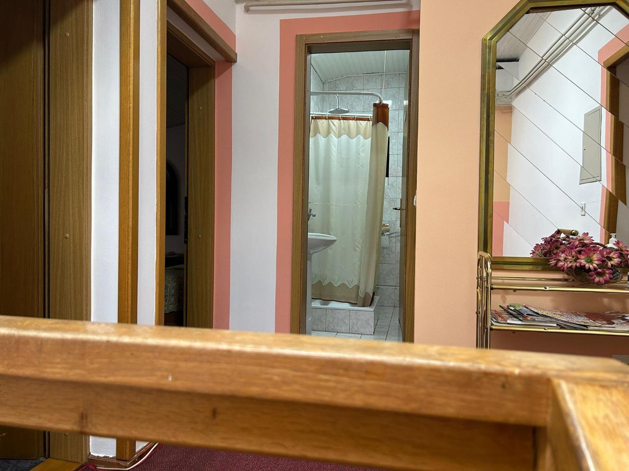 Hondo Rooms & Apartments