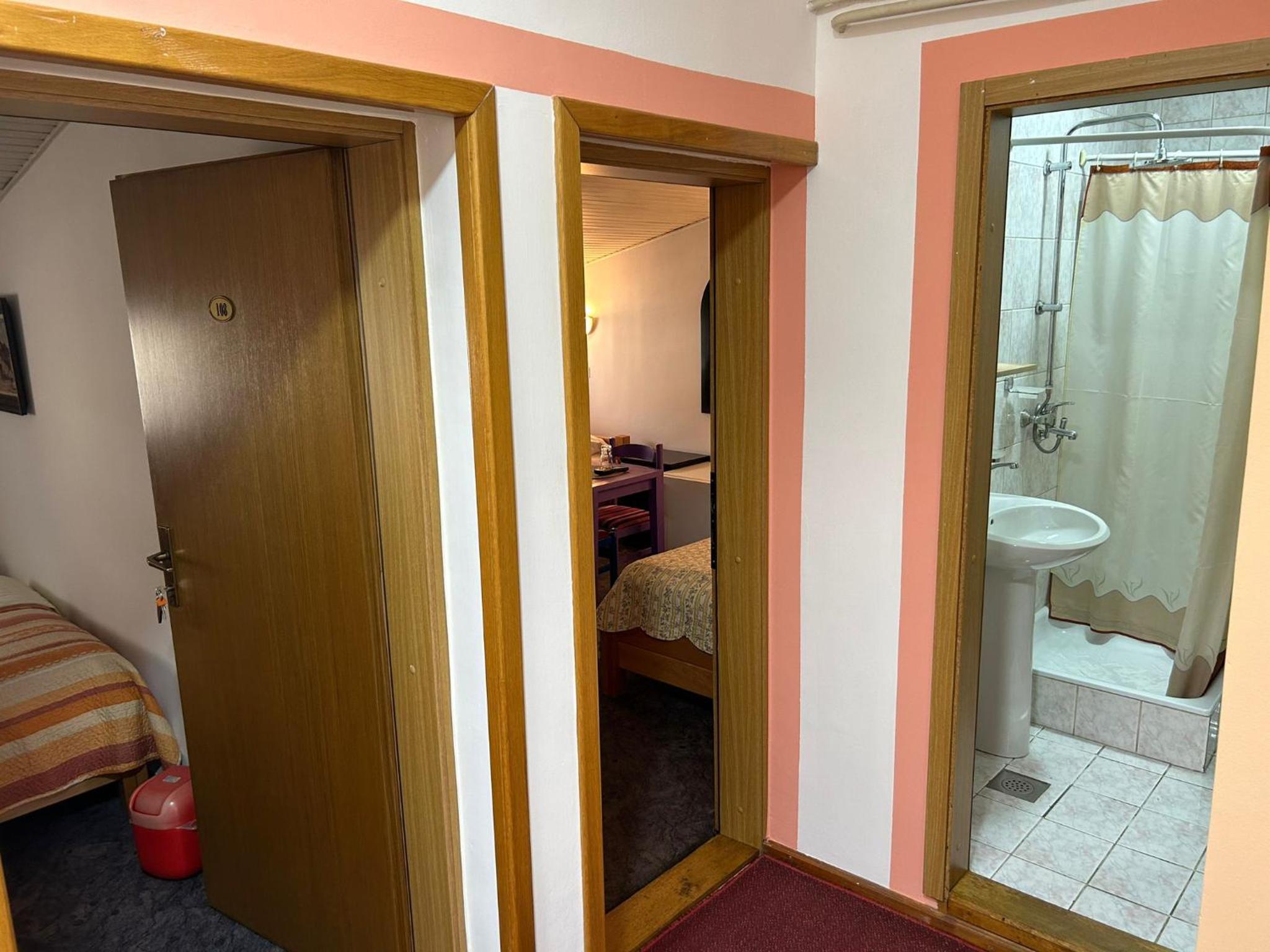 Hondo Rooms & Apartments