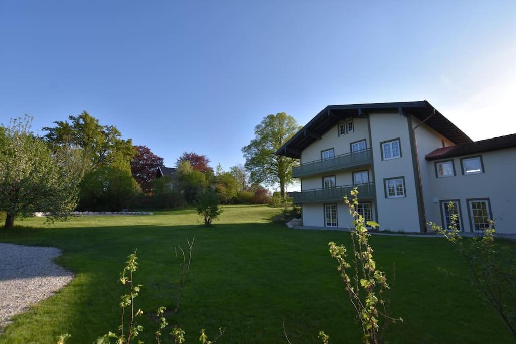 Schickes Apartment in Landhausvilla am Chiemsee