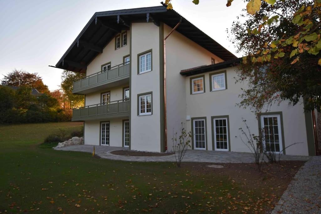 Schickes Apartment in Landhausvilla am Chiemsee
