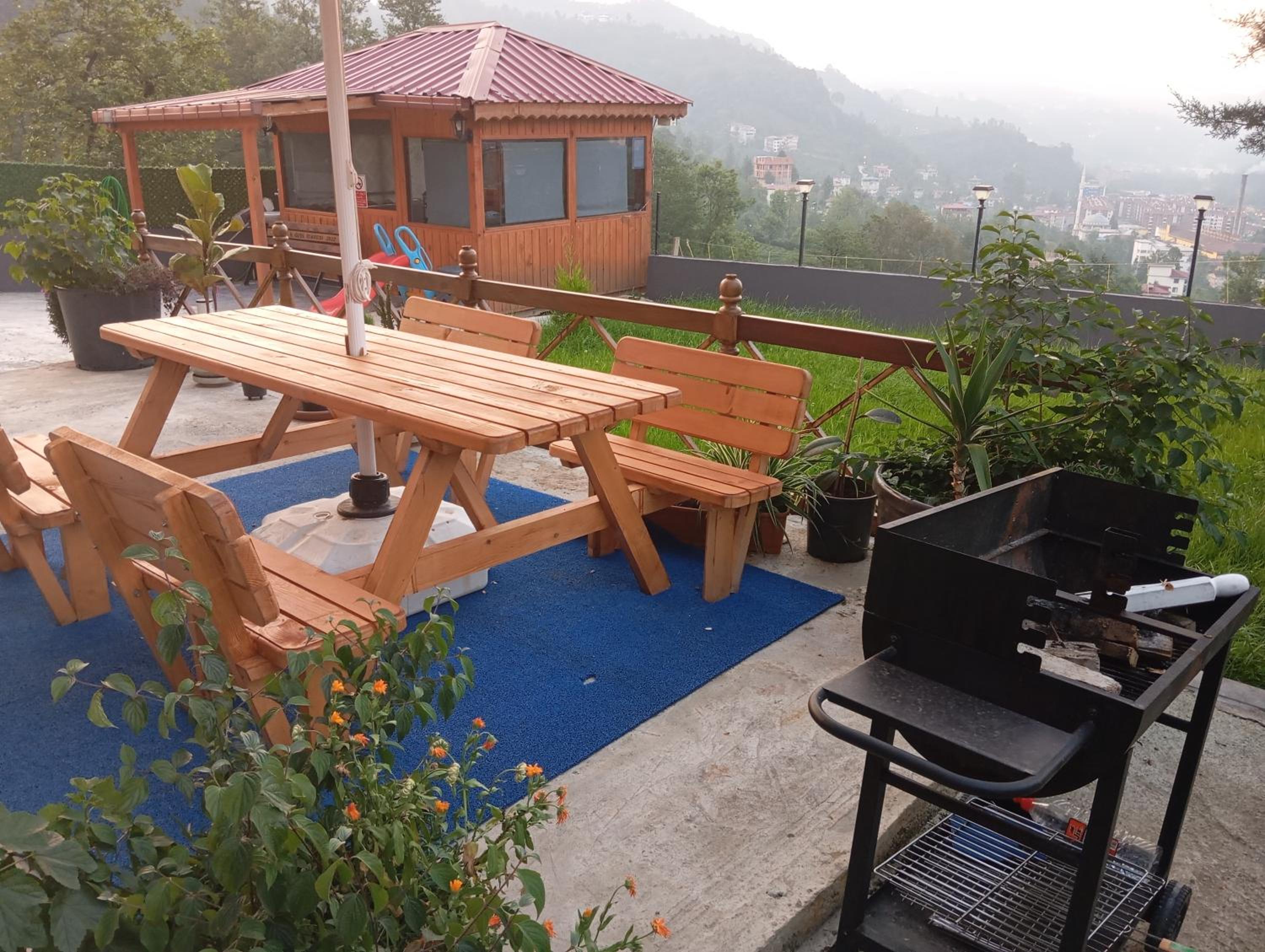 Sama house