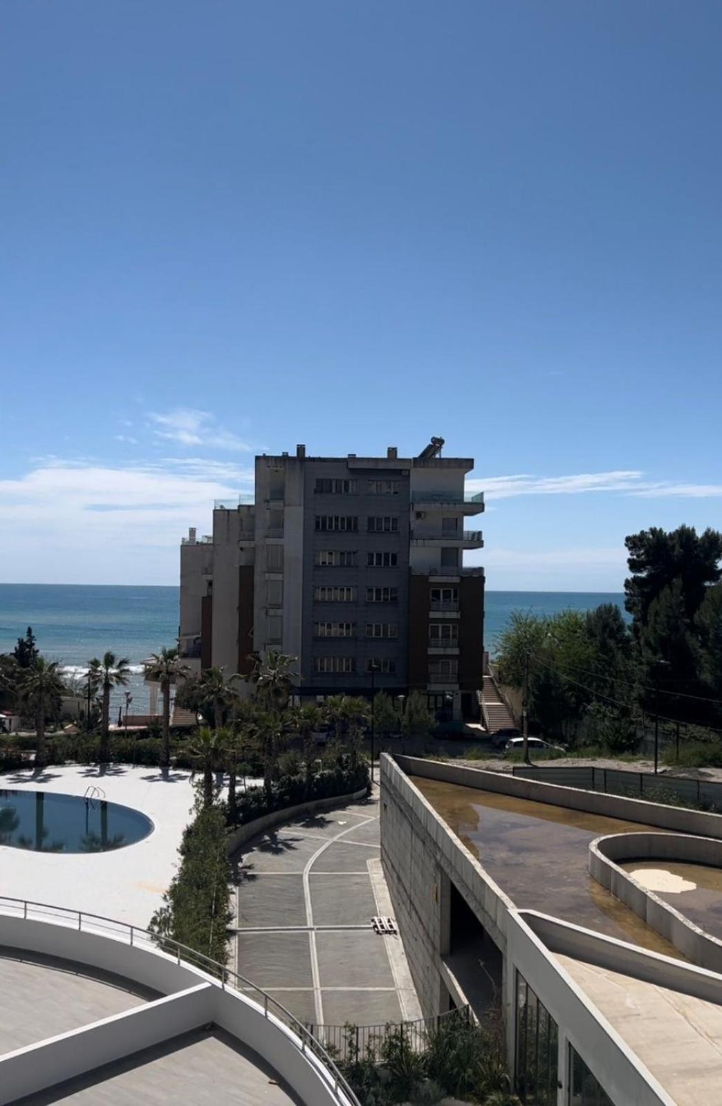 WhiteHill Apartment