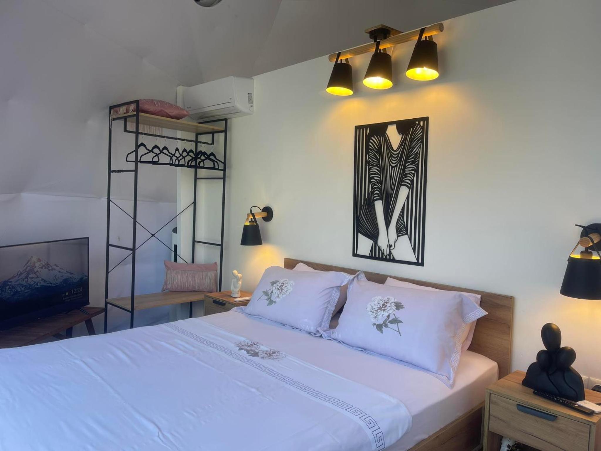 Ellie's Eco Private Glamping and Spa - Property Image 48