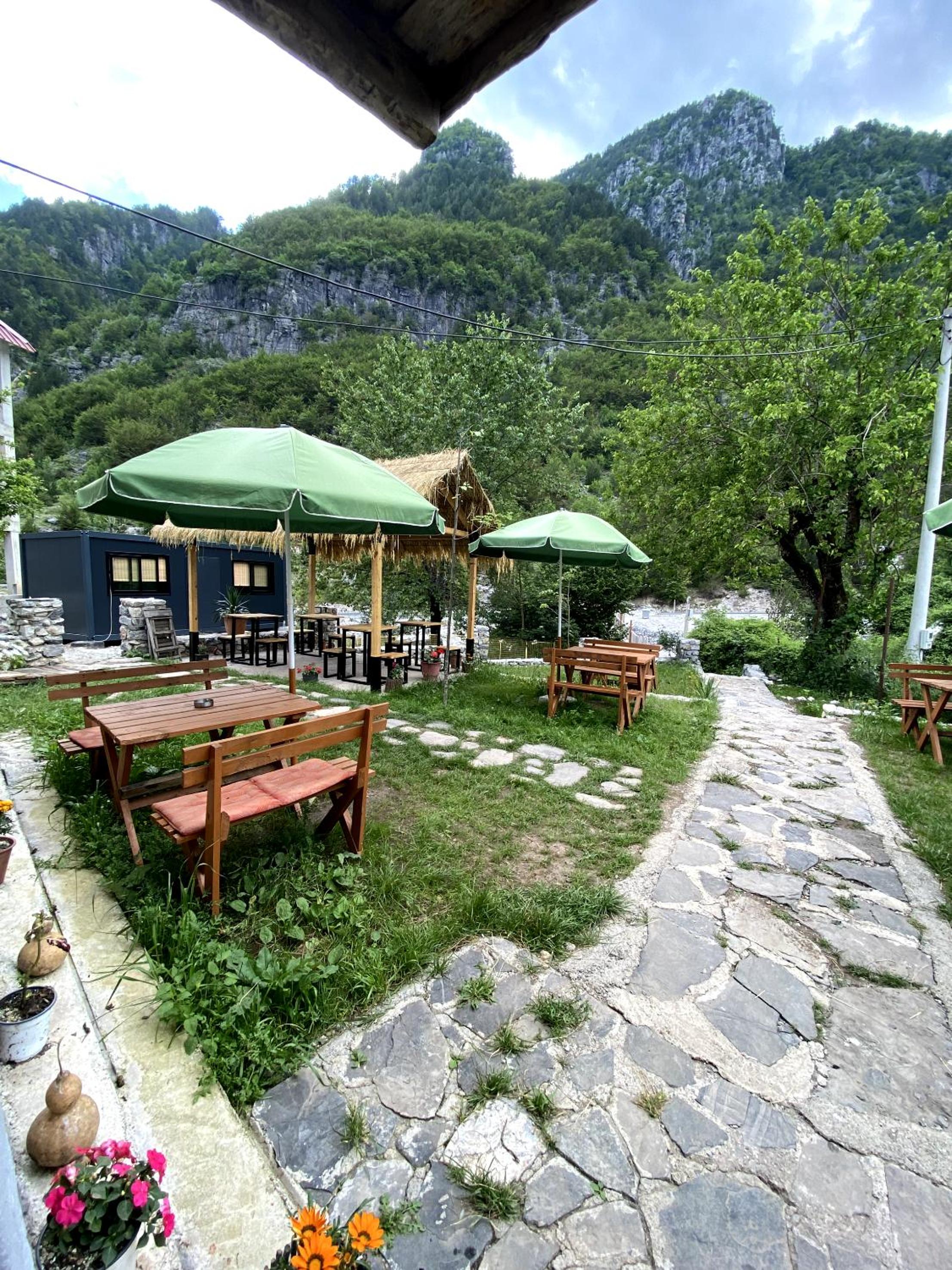 Guesthouse Kujtimi