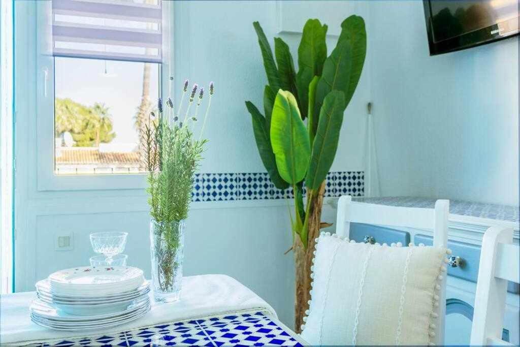 Bungalow Pink lago jardín