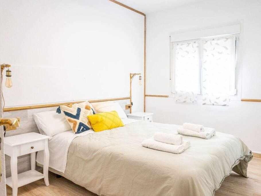 Bungalow Pink lago jardín