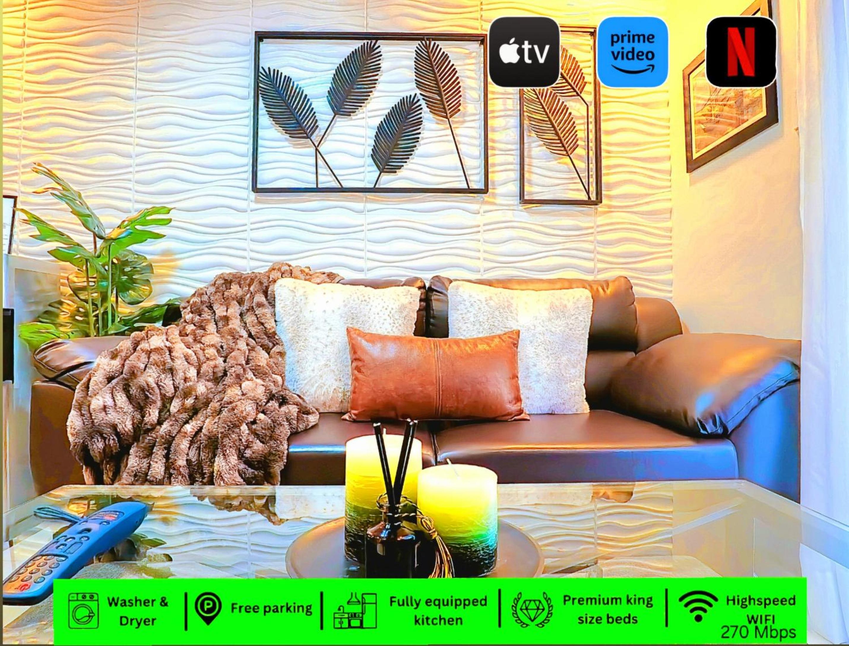 Elegant Corner Unit 2BR Condo with King Bed, Pool, Jacuzzi, LiveTV,HBO Max, 270 Mbps & Free Parking Near MOA view 4
