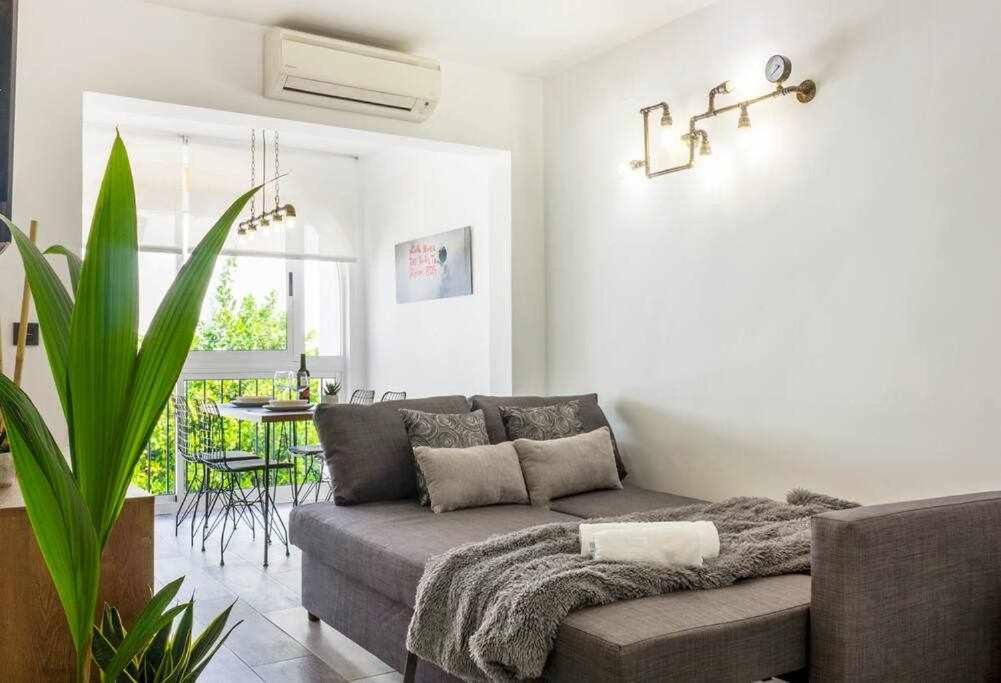 Bungalow Pink Palm beach