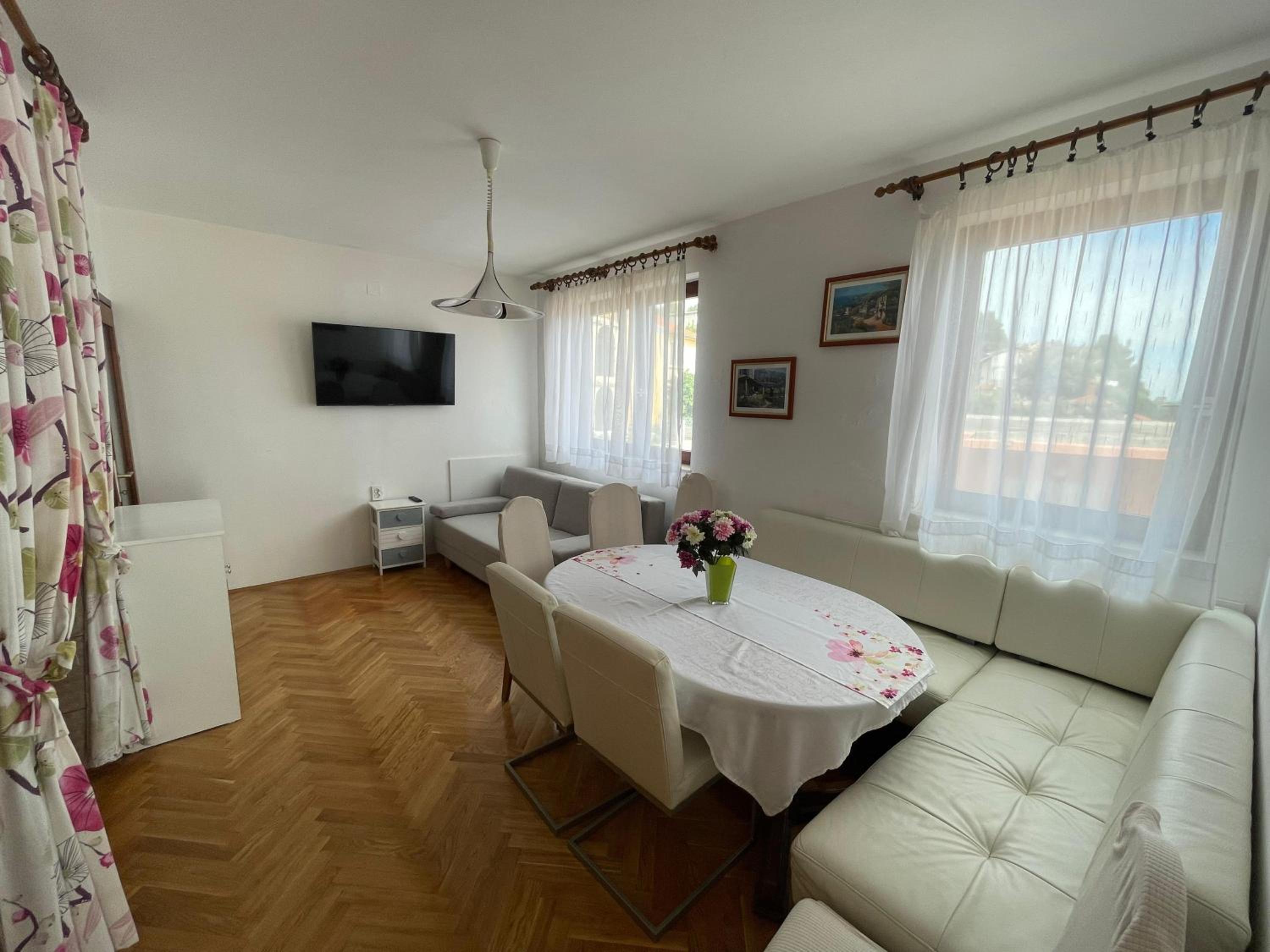 Apartments Cavar