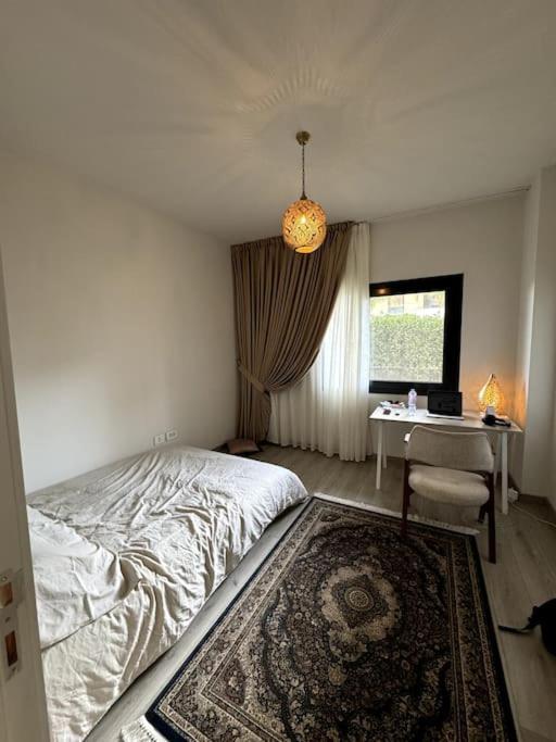 Cozy Garden Flat with Full Kitchen