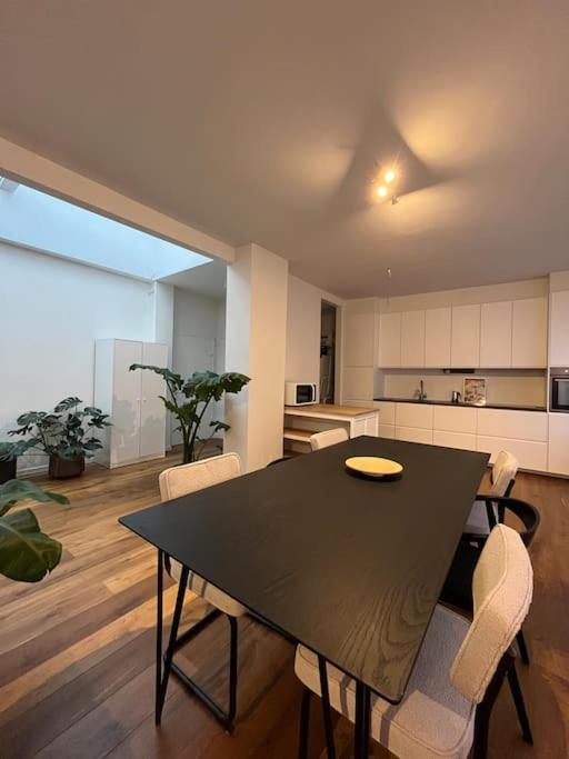 Beautiful 2BR apartment in the city center