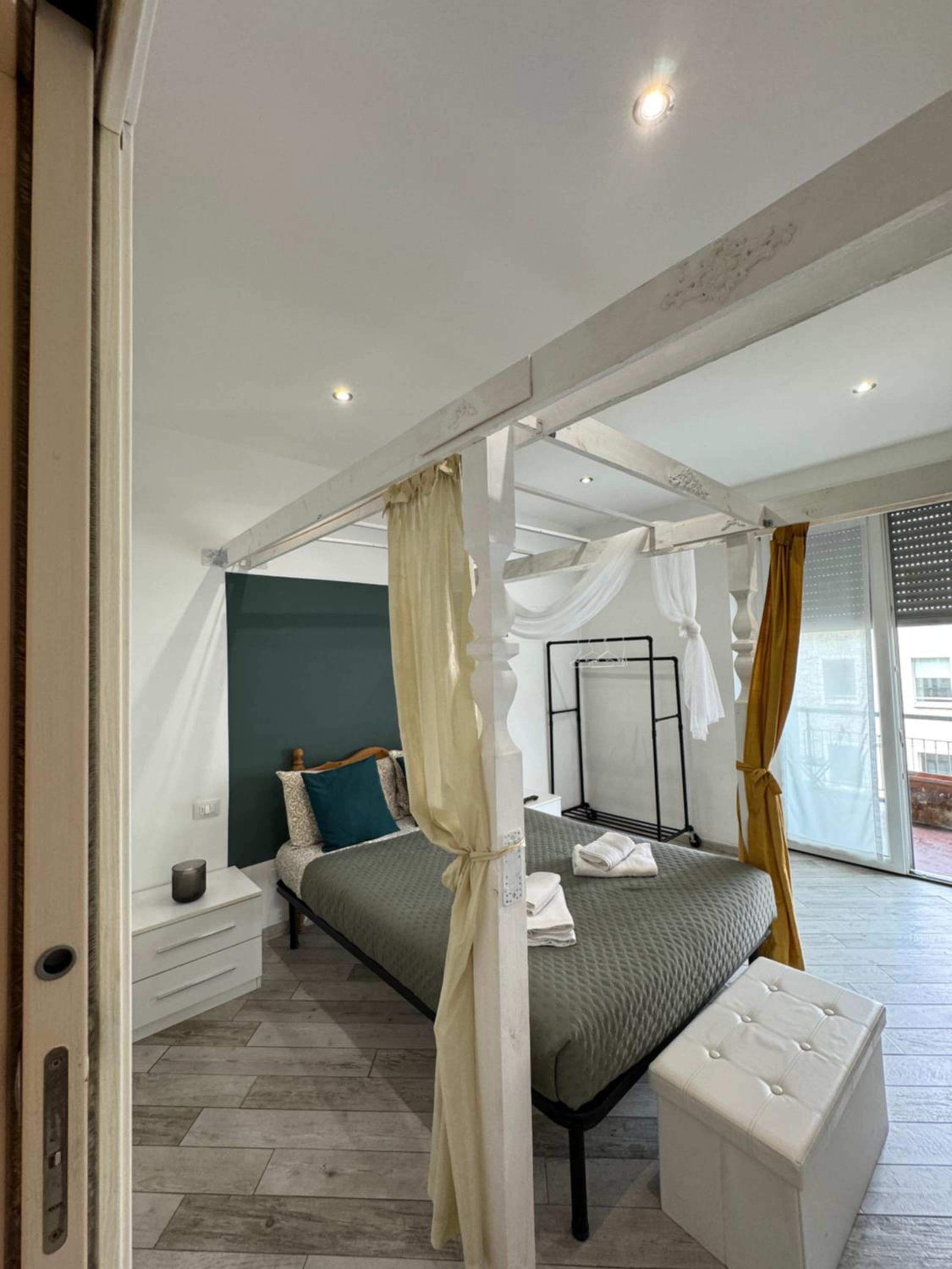 Four bedroom apartment in the centre of the city