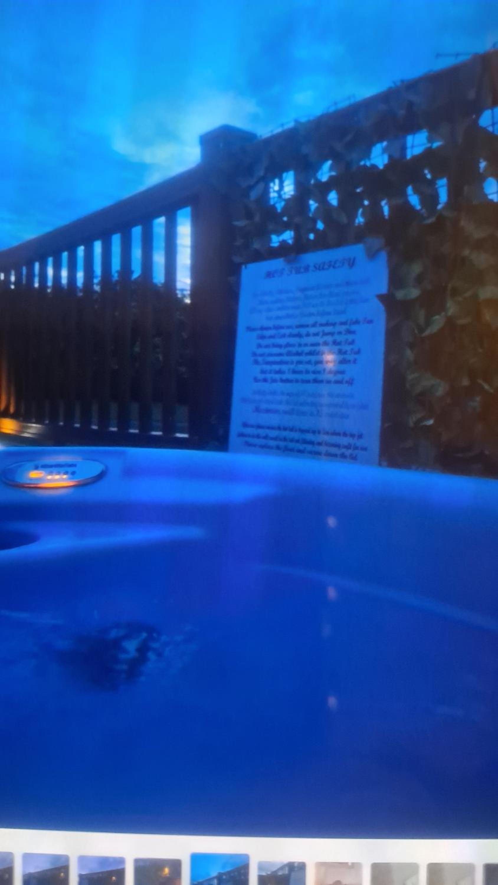 CALDERA LUXURY LODGE