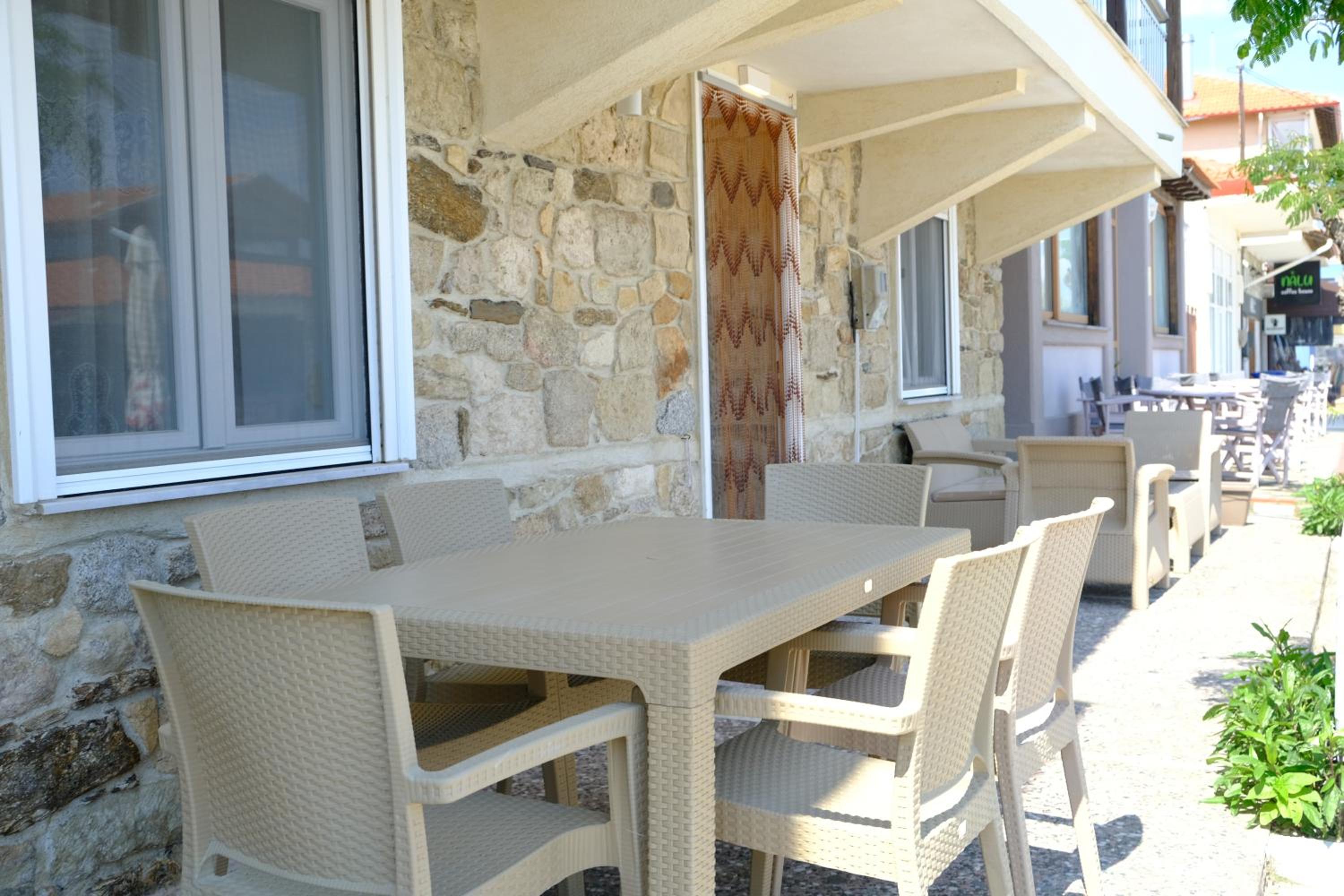 MangoSeaview Home