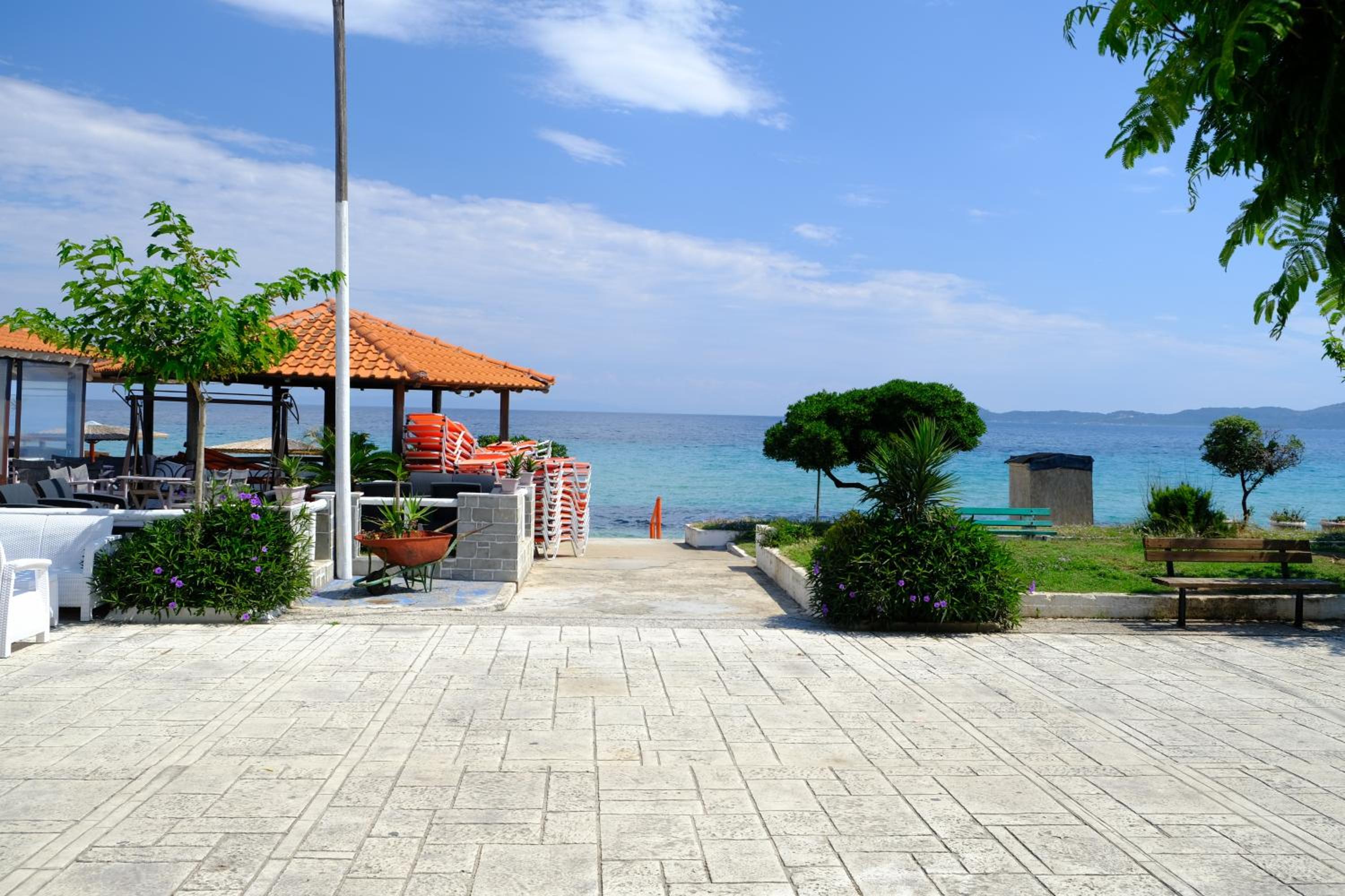MangoSeaview Home