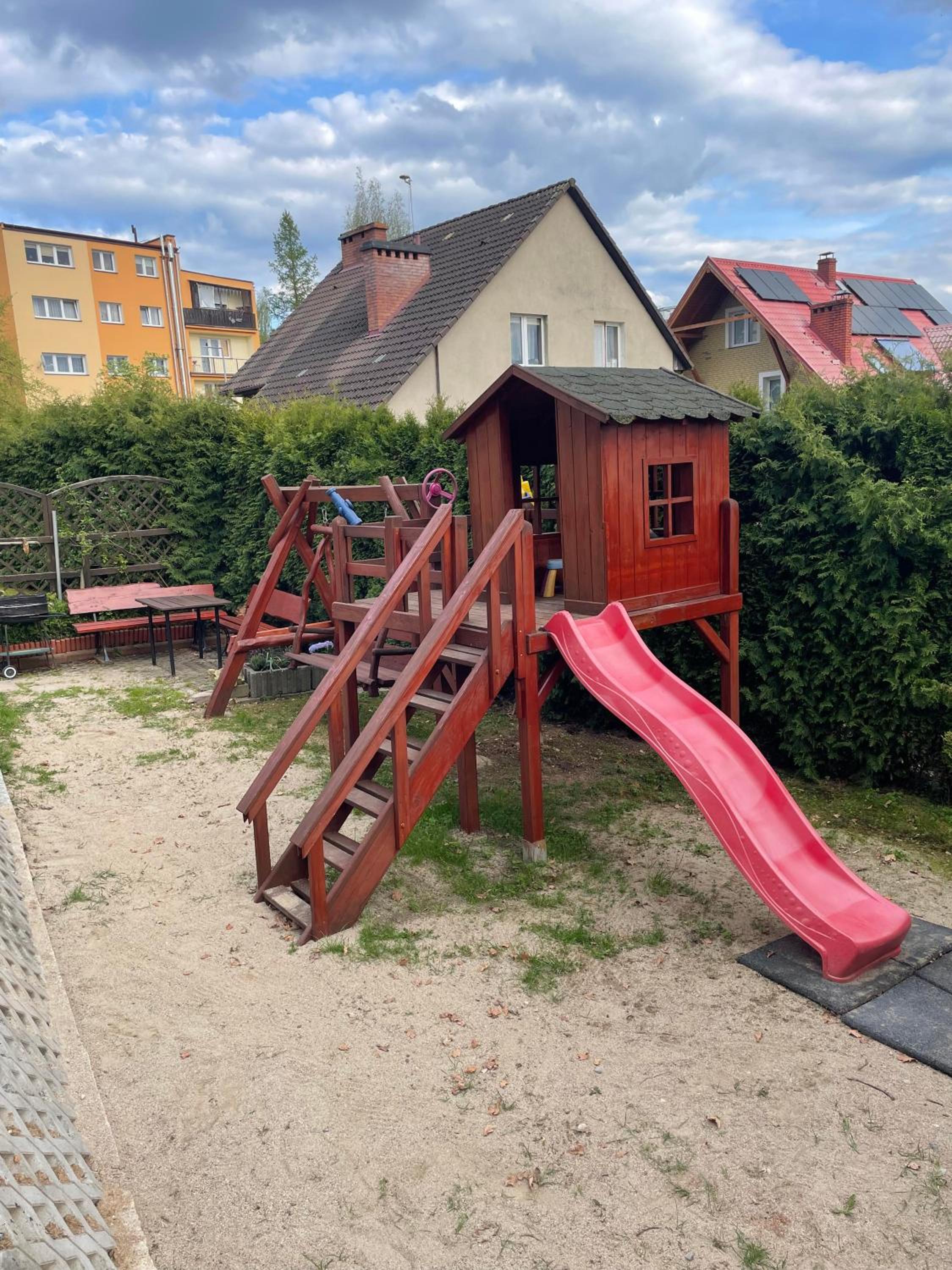 Photo 33