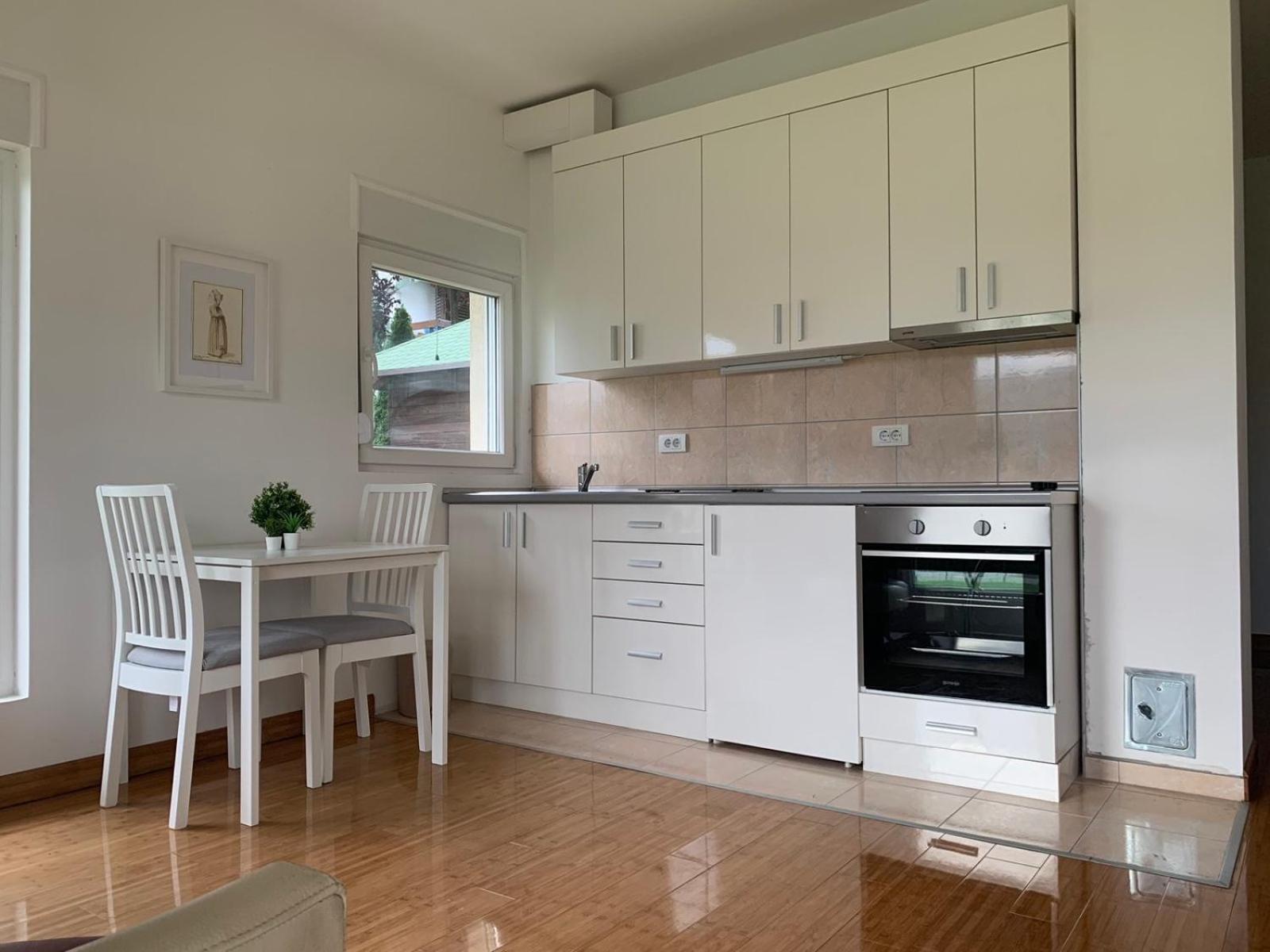 Central Lux 2 view 5