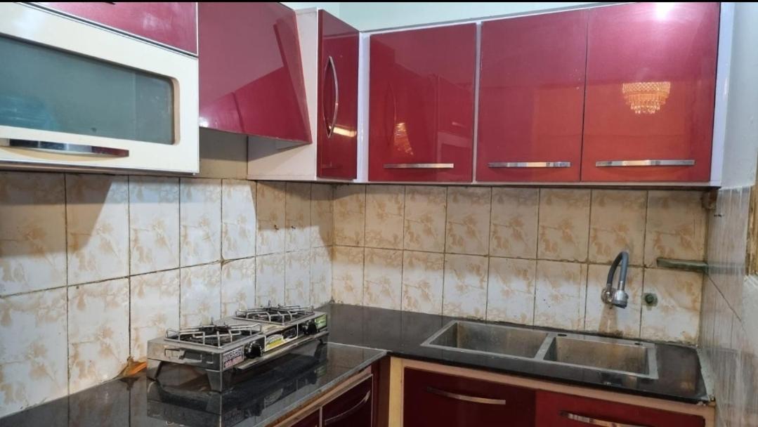 Furnished One Bedroom appartment with kitchen view 5