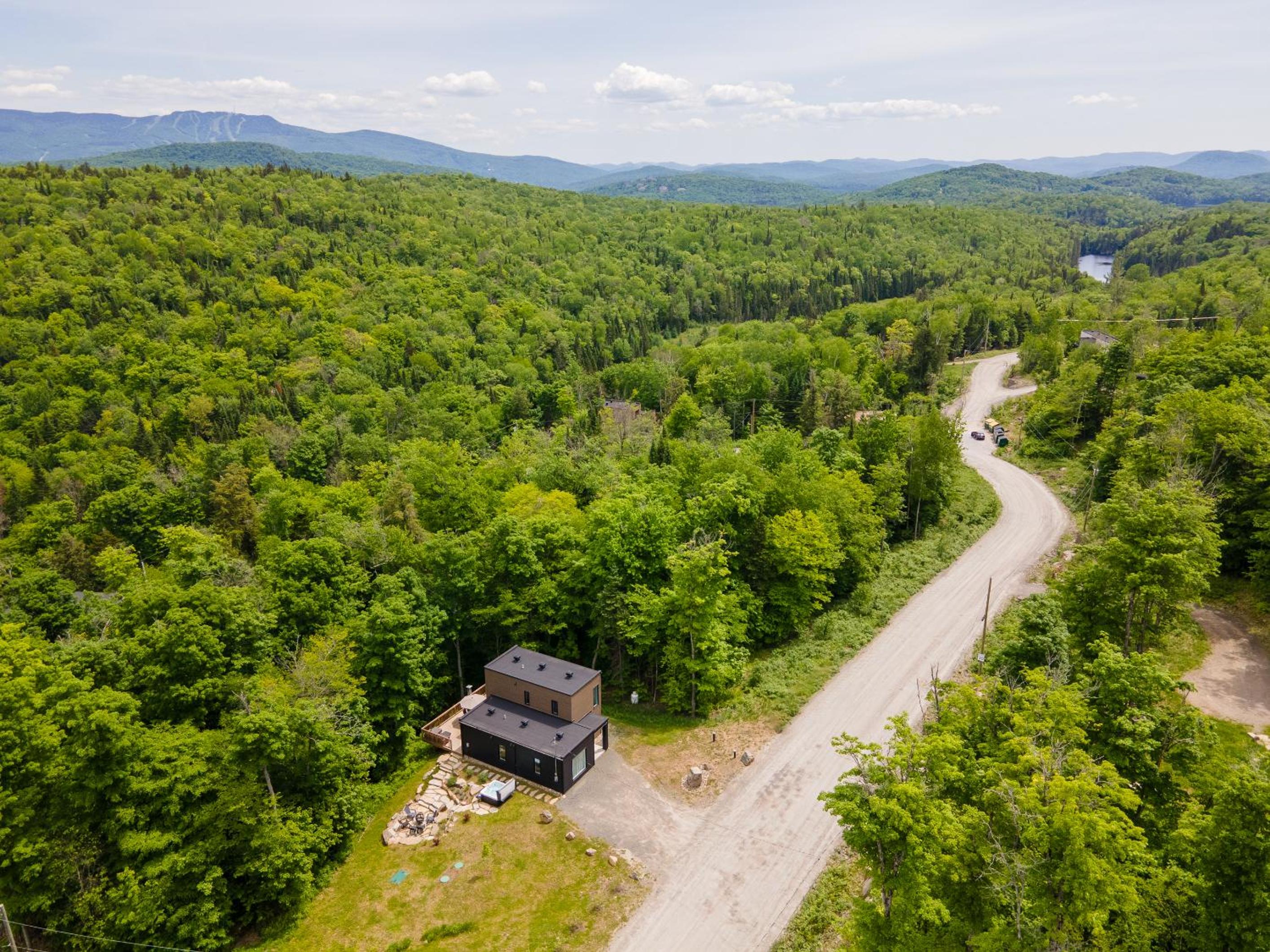 Chalet Listra peace & spa - 16 min to Tremblant