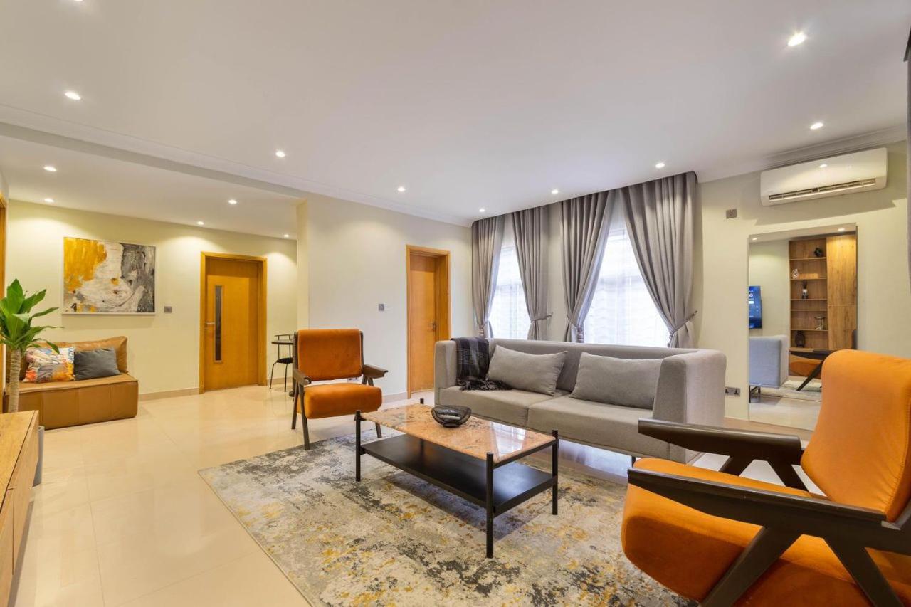Pearl's Premium 1bed with pool and gym view 5