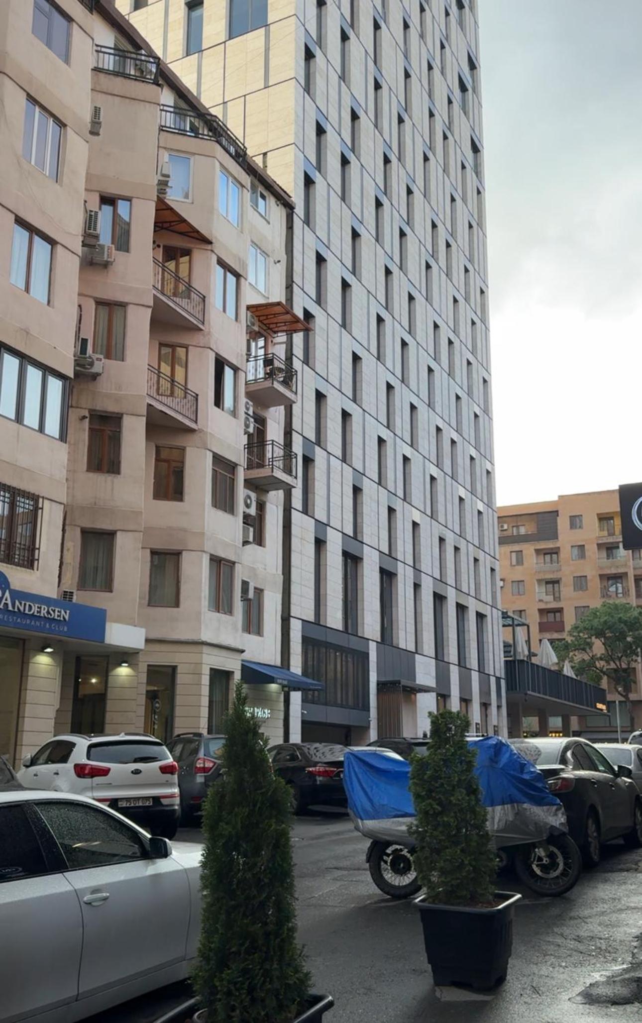Pink melange apartment on Teryan 8