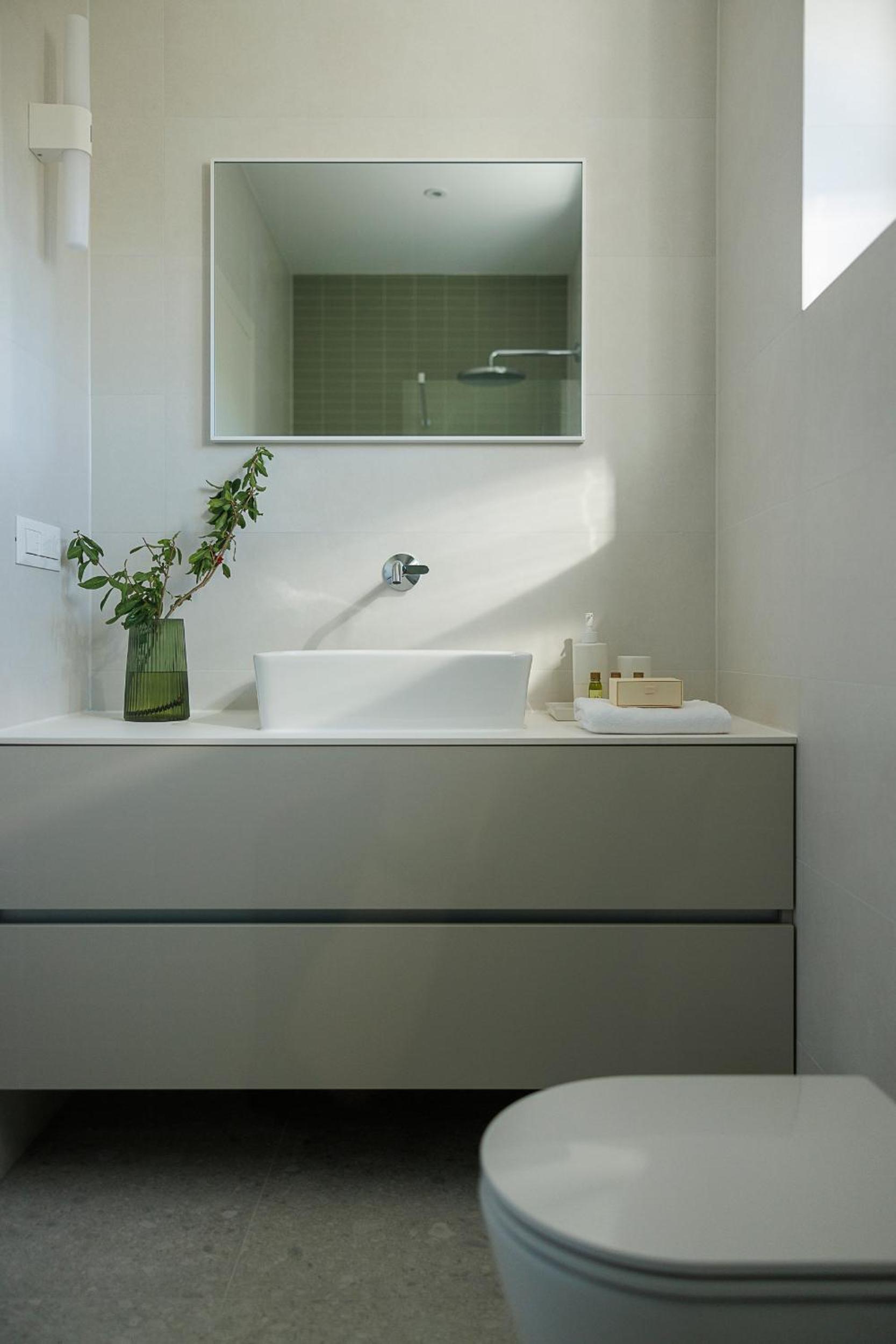 Photo 63