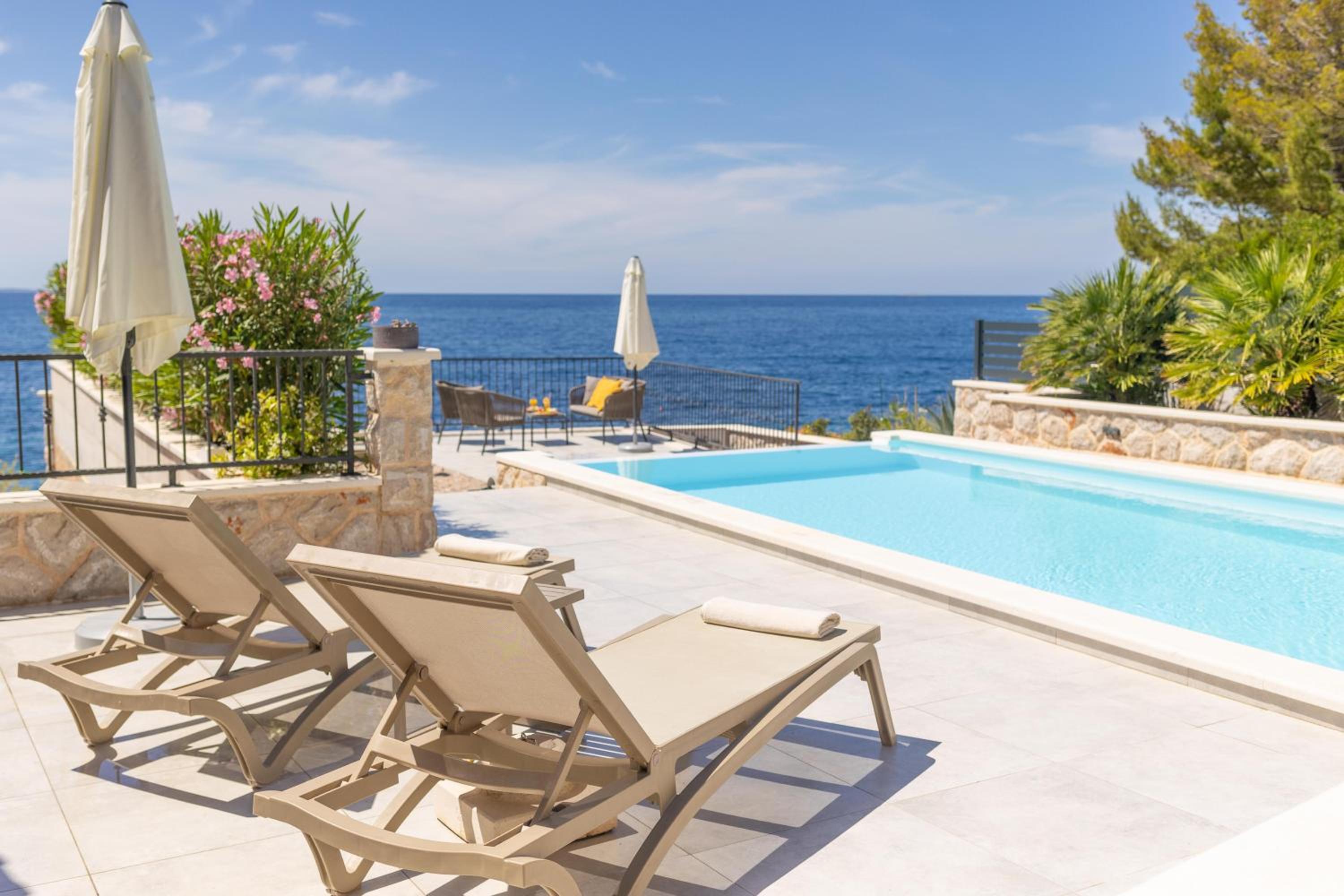 Villa Luce di Mare view 5