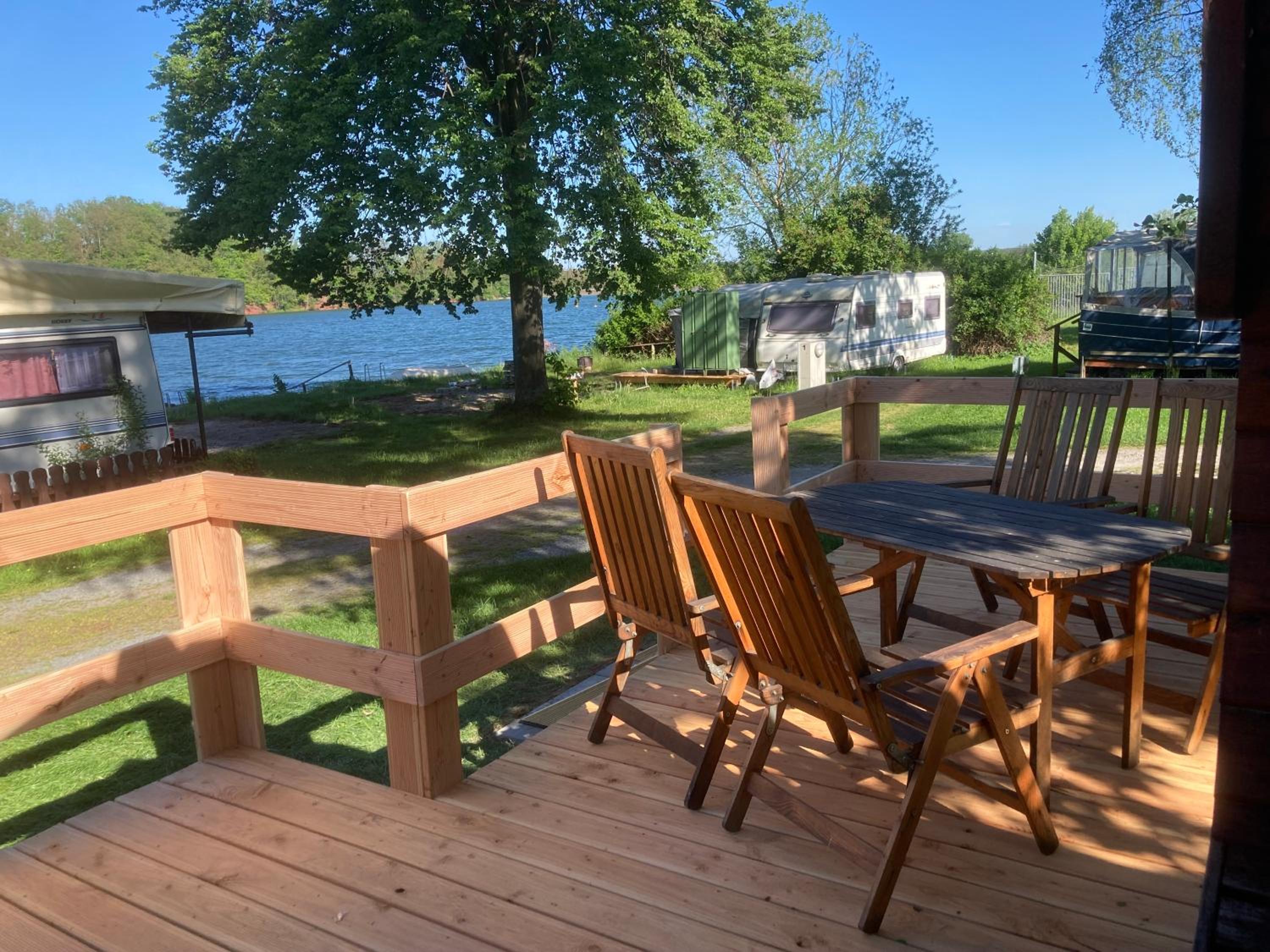 Campingfass mit Panoramaterrasse